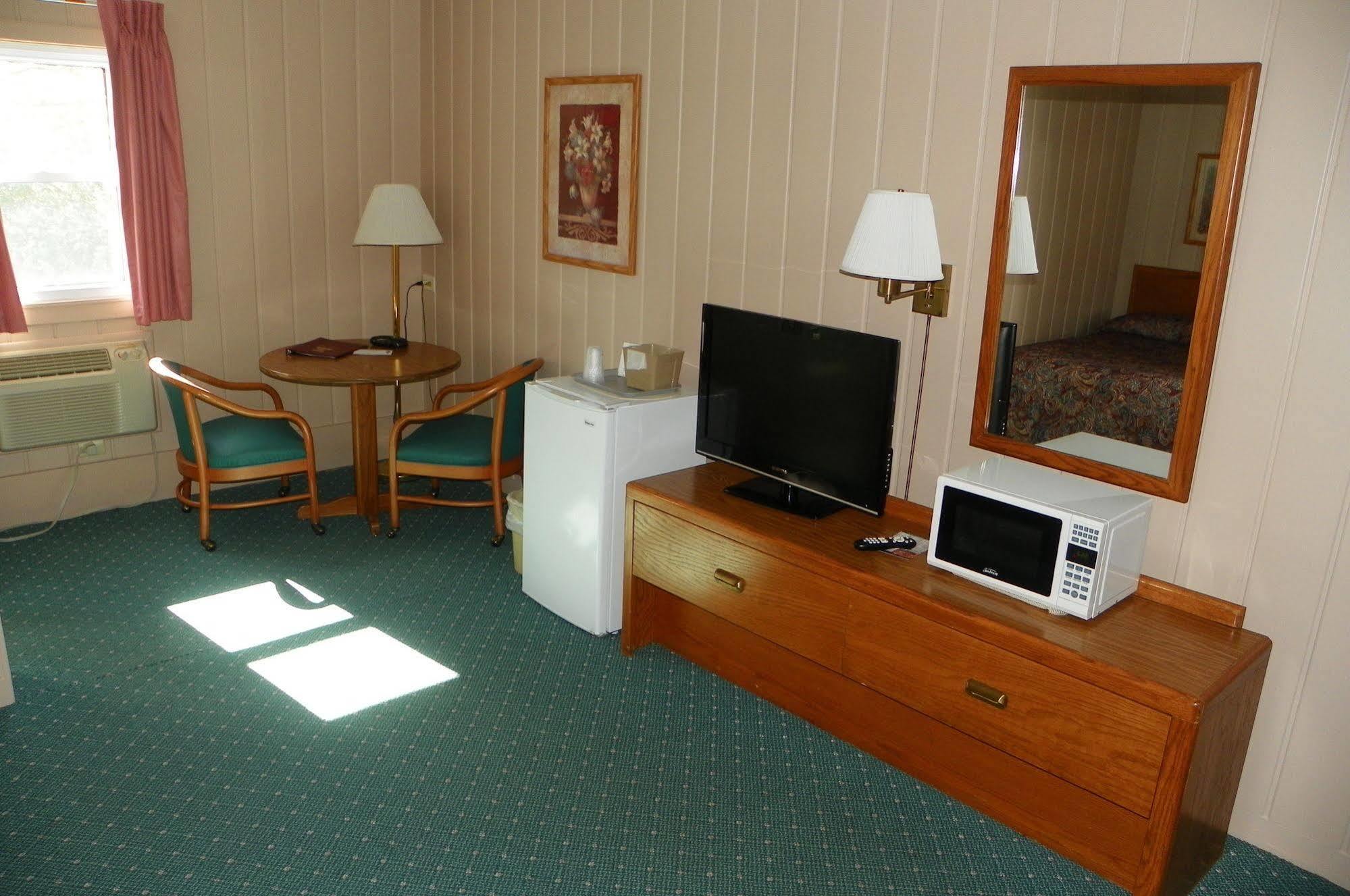 Rainbow Motel Mackinaw Stadt Exterior foto
